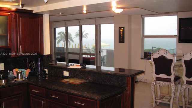 1912 S Ocean Dr 3D, Hallandale Beach, FL 33009