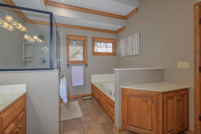 2992 W Nottingham Street, Springfield, MO 65810