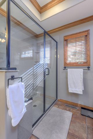 2992 W Nottingham Street, Springfield, MO 65810