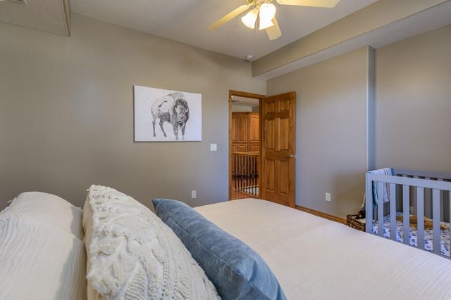 2992 W Nottingham Street, Springfield, MO 65810