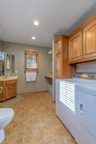 2992 W Nottingham Street, Springfield, MO 65810