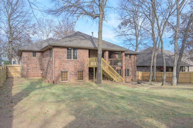 2992 W Nottingham Street, Springfield, MO 65810