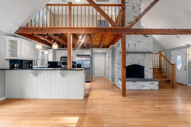 55 Cranberry Road, Carver, MA 02330