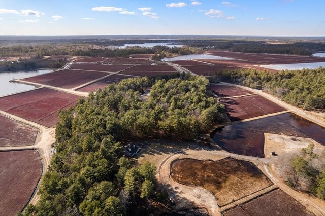 55 Cranberry Road, Carver, MA 02330