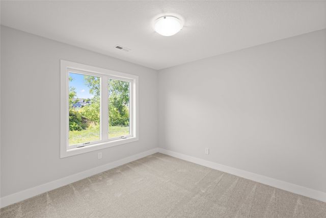 9814 Watermeadow Circle, Johnston, IA 50131