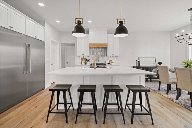 9814 Watermeadow Circle, Johnston, IA 50131