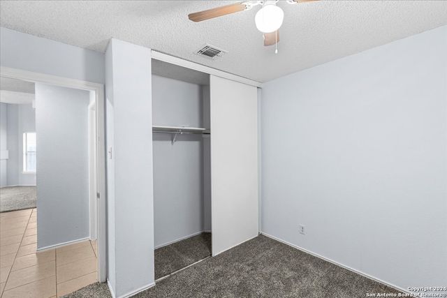 7122 SUNLIT TRAIL DR, San Antonio, TX 78244