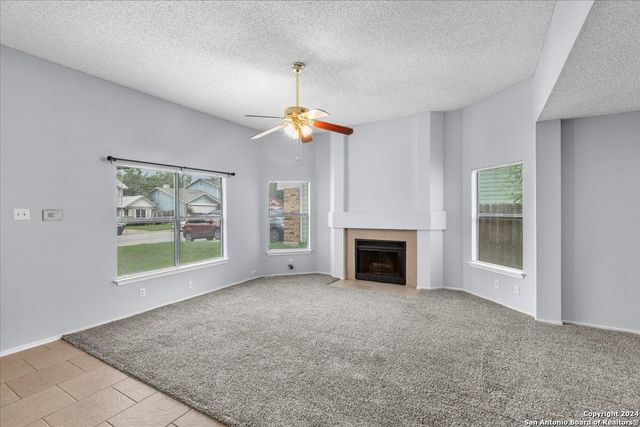 7122 SUNLIT TRAIL DR, San Antonio, TX 78244