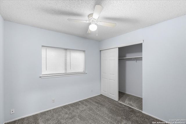 7122 SUNLIT TRAIL DR, San Antonio, TX 78244