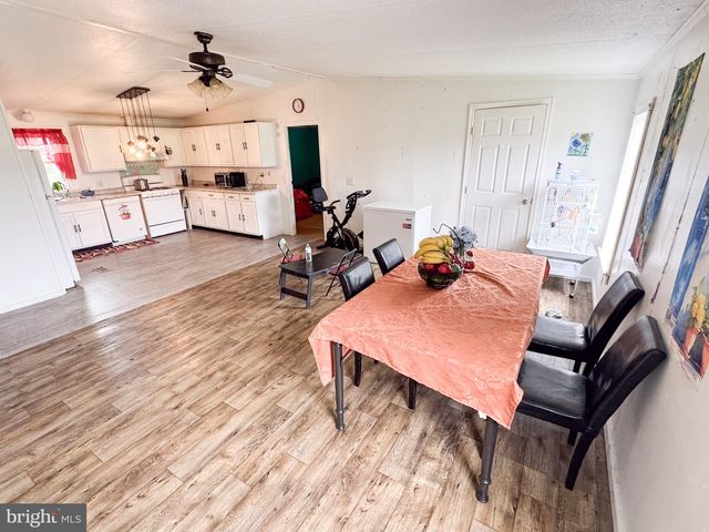 4512 WOODPECKER RD, Seaford, DE 19973