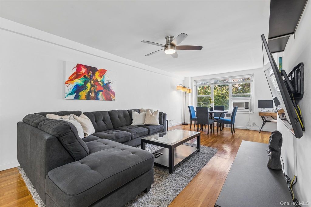 18-40 211th Street 3J, Bayside, NY 11360 — photo 3