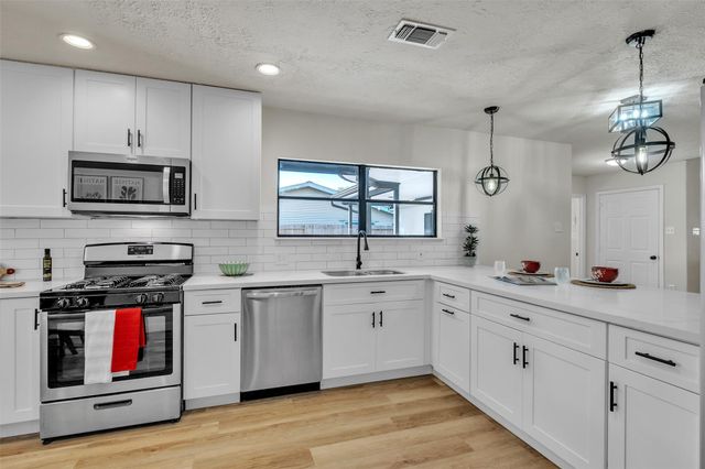 5502 Hewitt Dr Drive, Houston, TX 77092