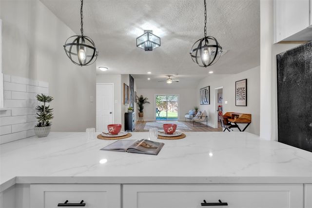 5502 Hewitt Dr Drive, Houston, TX 77092