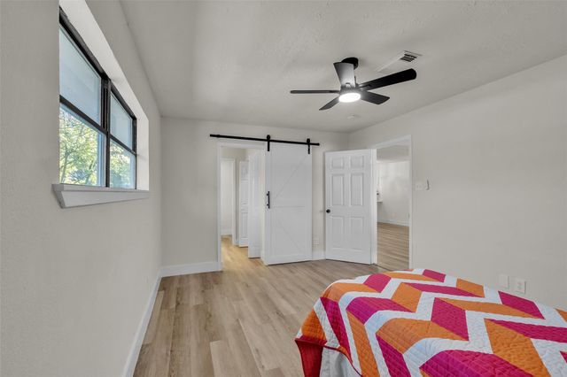 5502 Hewitt Dr Drive, Houston, TX 77092