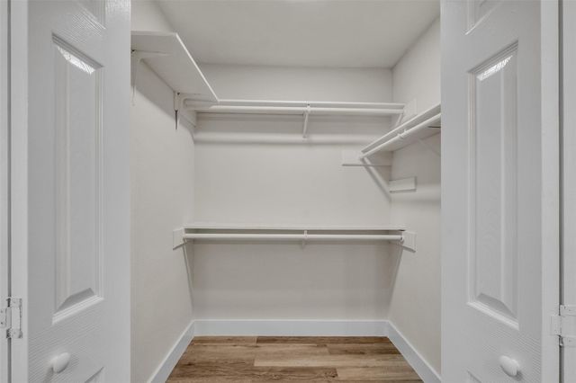 5502 Hewitt Dr Drive, Houston, TX 77092