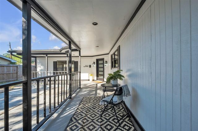 5502 Hewitt Dr Drive, Houston, TX 77092