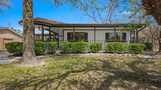 5502 Hewitt Dr Drive, Houston, TX 77092