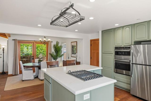 801 Junipero Avenue, Pacific Grove, CA 93950