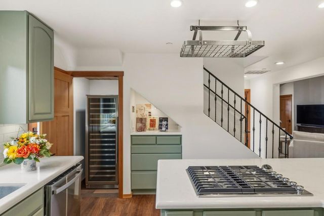 801 Junipero Avenue, Pacific Grove, CA 93950