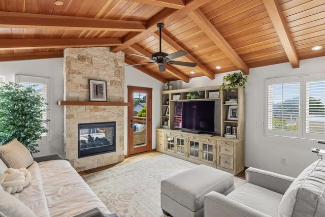 801 Junipero Avenue, Pacific Grove, CA 93950