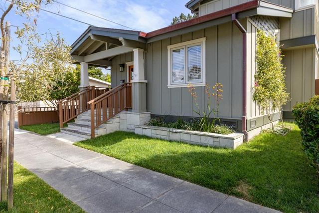 801 Junipero Avenue, Pacific Grove, CA 93950