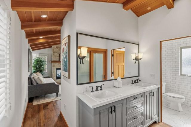 801 Junipero Avenue, Pacific Grove, CA 93950