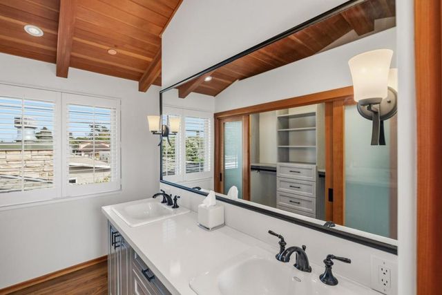 801 Junipero Avenue, Pacific Grove, CA 93950