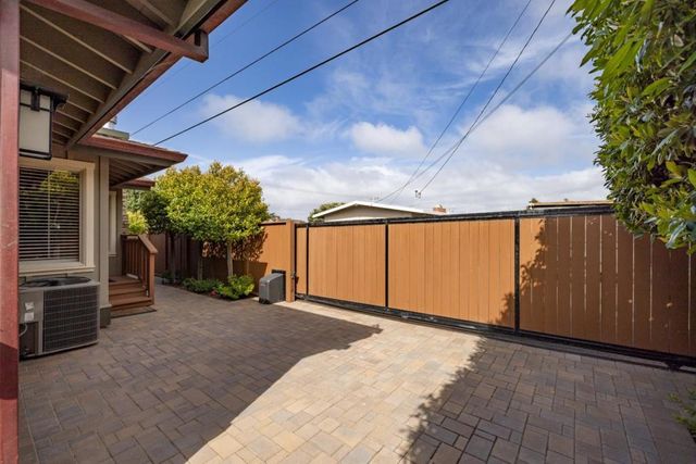 801 Junipero Avenue, Pacific Grove, CA 93950