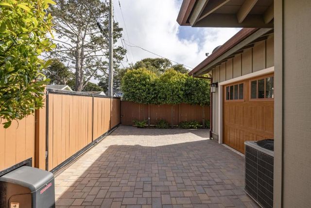 801 Junipero Avenue, Pacific Grove, CA 93950