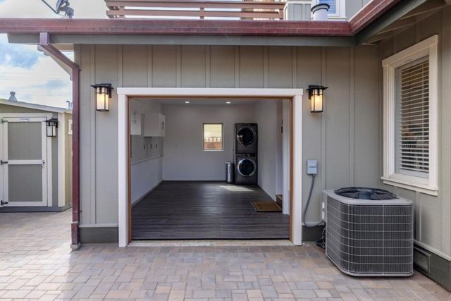801 Junipero Avenue, Pacific Grove, CA 93950