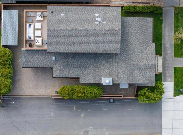 801 Junipero Avenue, Pacific Grove, CA 93950