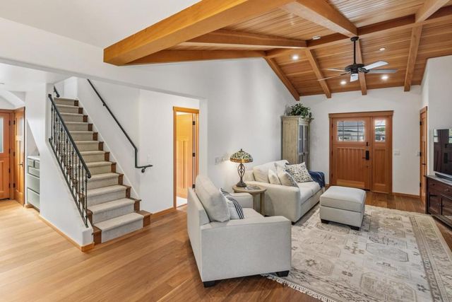 801 Junipero Avenue, Pacific Grove, CA 93950