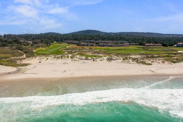 801 Junipero Avenue, Pacific Grove, CA 93950