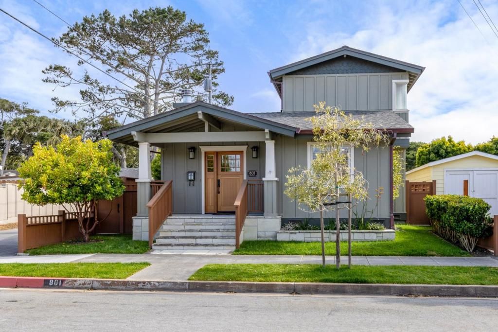801 Junipero Avenue, Pacific Grove, CA 93950