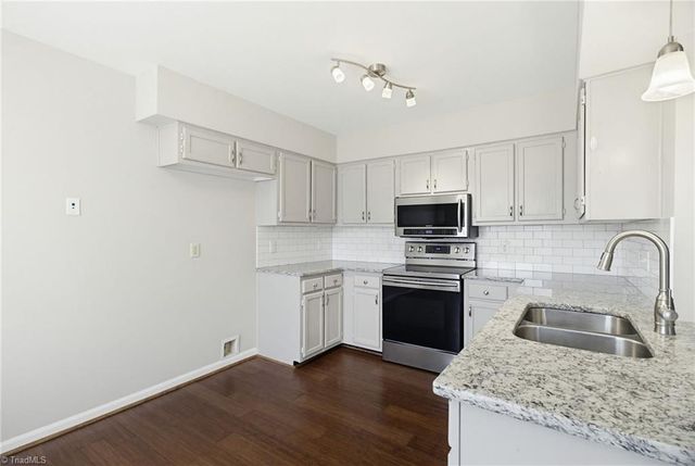 3940 Cloverwood Meadow Lane, High Point, NC 27265