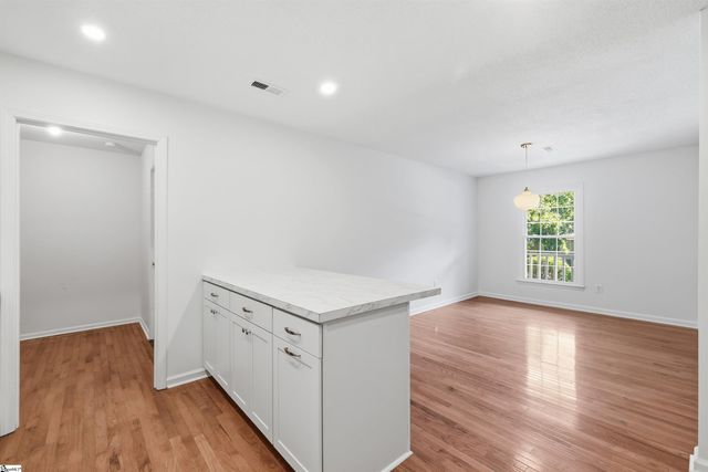 423 Indian Trail, Taylors, SC 29687