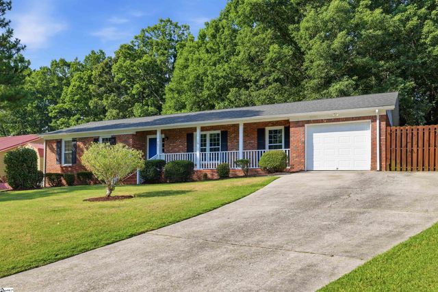 423 Indian Trail, Taylors, SC 29687