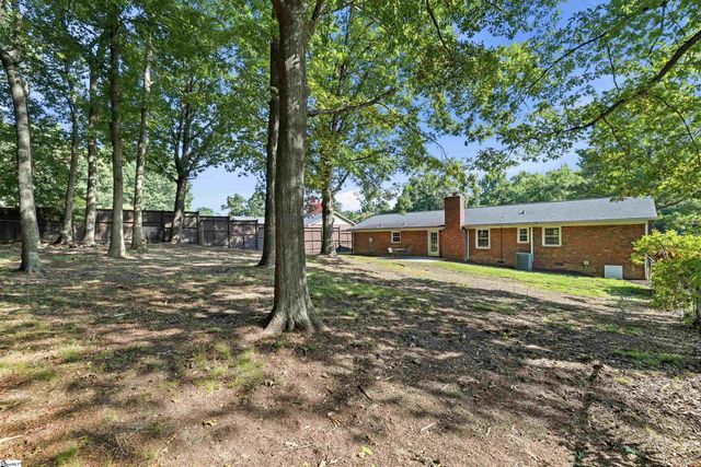 423 Indian Trail, Taylors, SC 29687