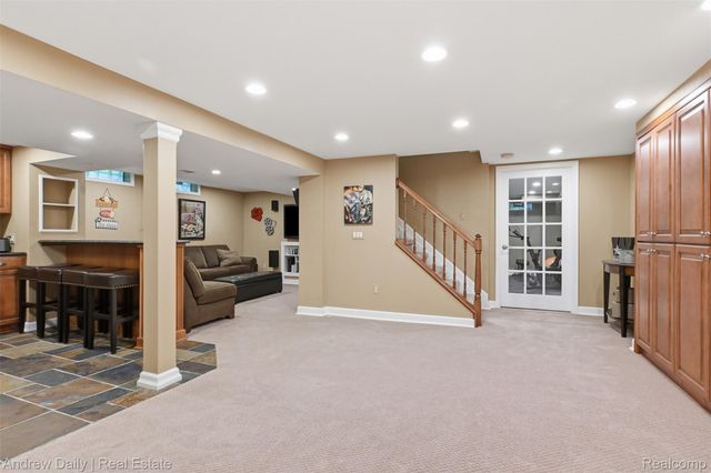 21649 Shadybrook Drive, Novi, MI 48375