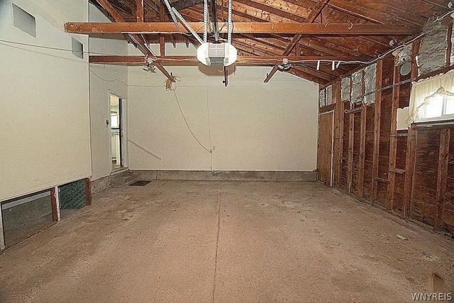 2974 Walck Drive, Wheatfield, NY 14120