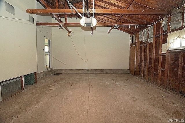 2974 Walck Drive, Wheatfield, NY 14120