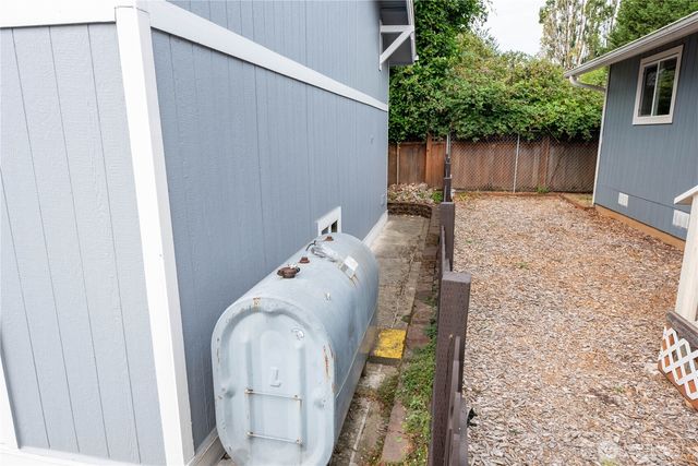 1022 SW 151st Street, Burien, WA 98166
