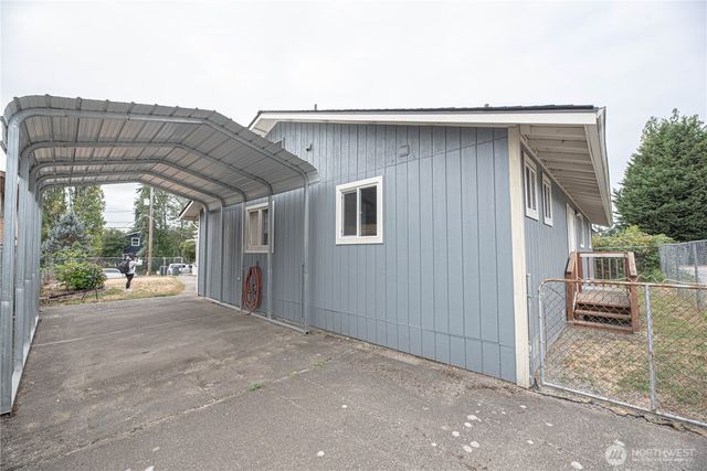 1022 SW 151st Street, Burien, WA 98166
