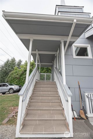 1022 SW 151st Street, Burien, WA 98166