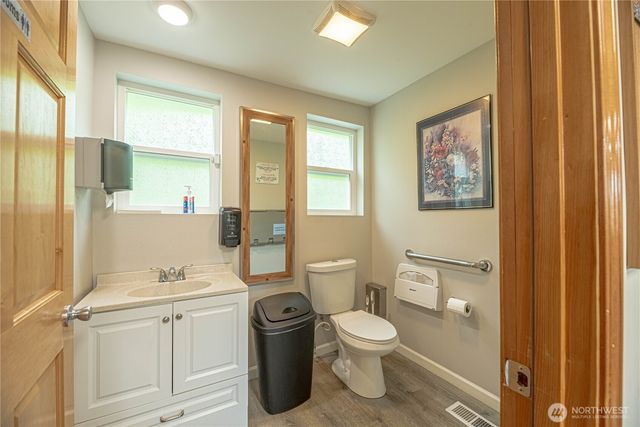 1022 SW 151st Street, Burien, WA 98166