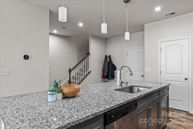 1564 Galloway Road, Charlotte, NC 28262