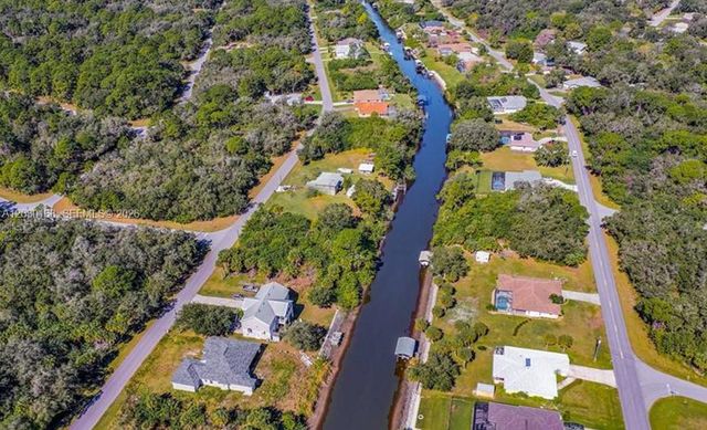 456 Mccabe Street, Port Charlotte, FL 33953