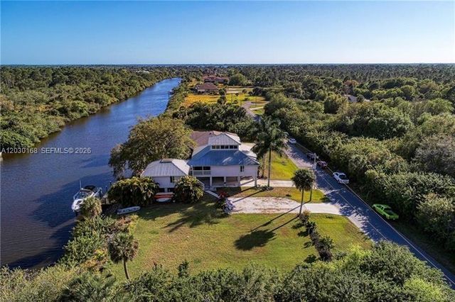 456 Mccabe Street, Port Charlotte, FL 33953
