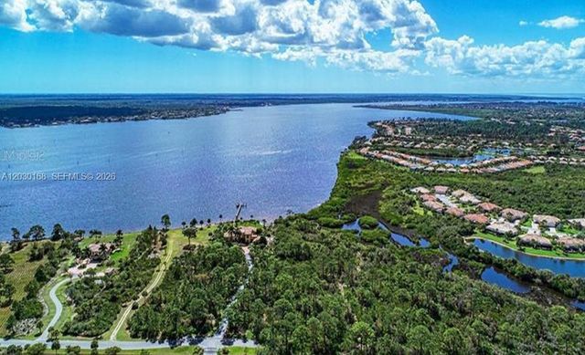 456 Mccabe Street, Port Charlotte, FL 33953