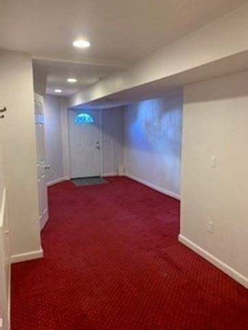 17 Bradford St 2, Plymouth, MA 02360